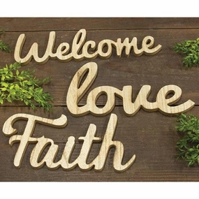 *"Welcome" Freestanding Word