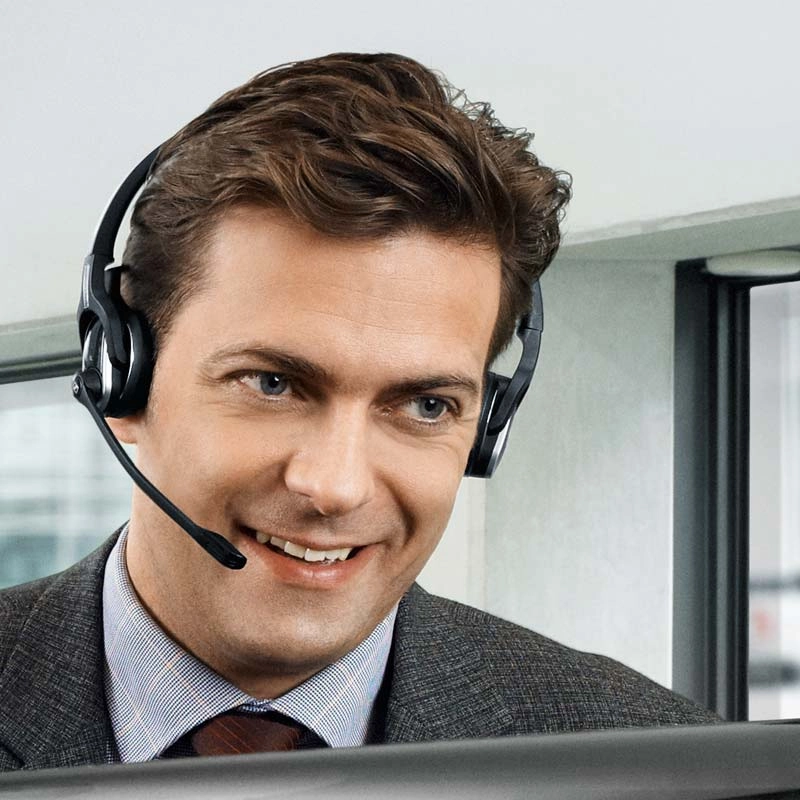 DW Pro2 Wireless Headset System from Sennheiser – Professional Bundle