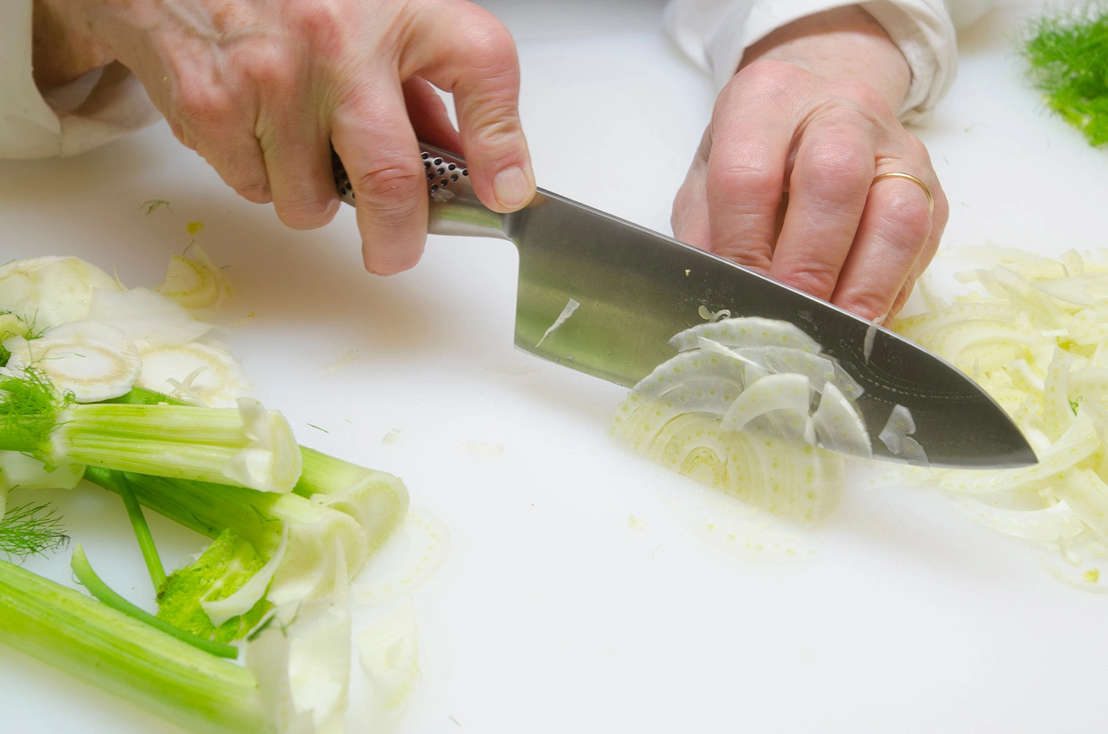 Global 9" Pasta Tongs
