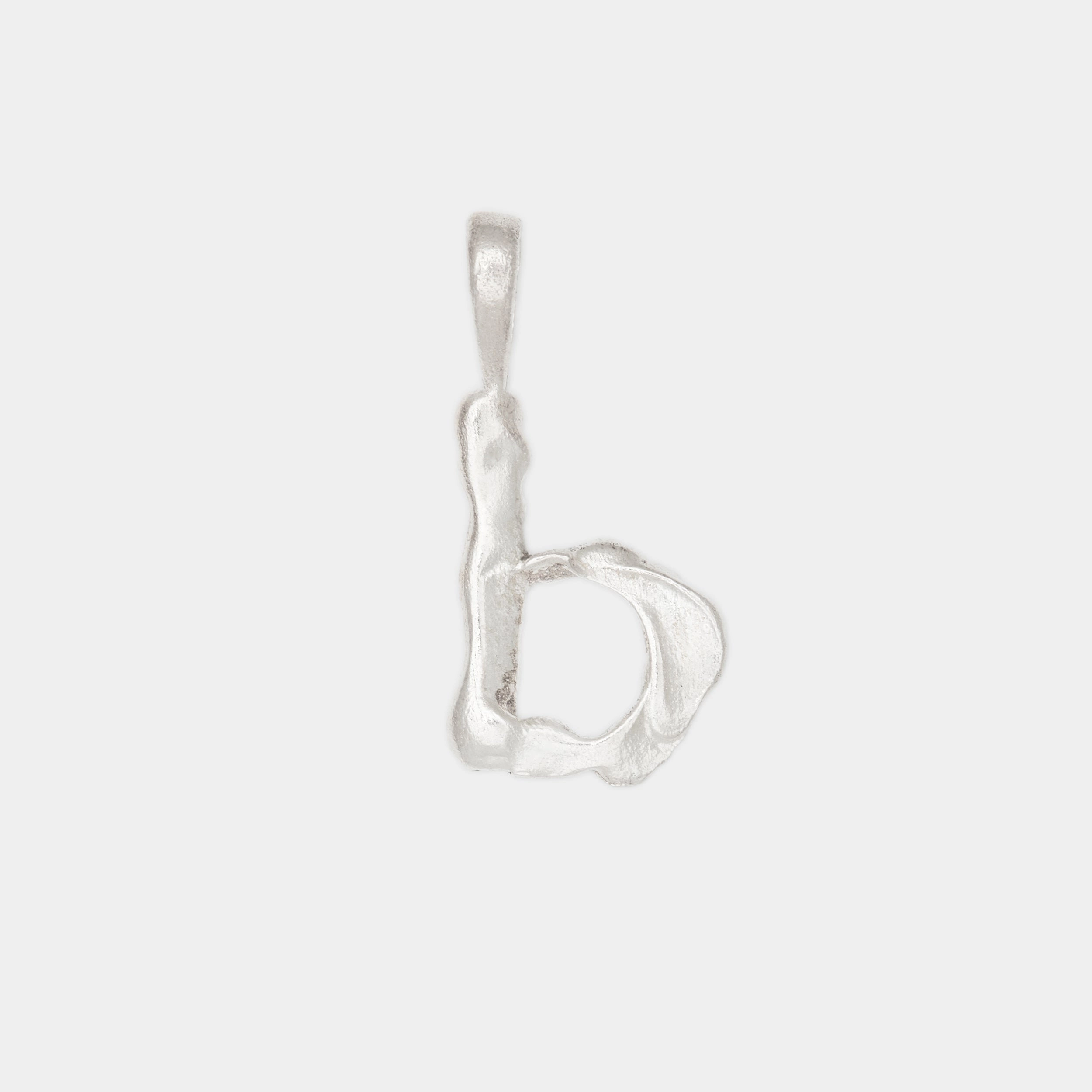 L'alphabet Necklace in Silver