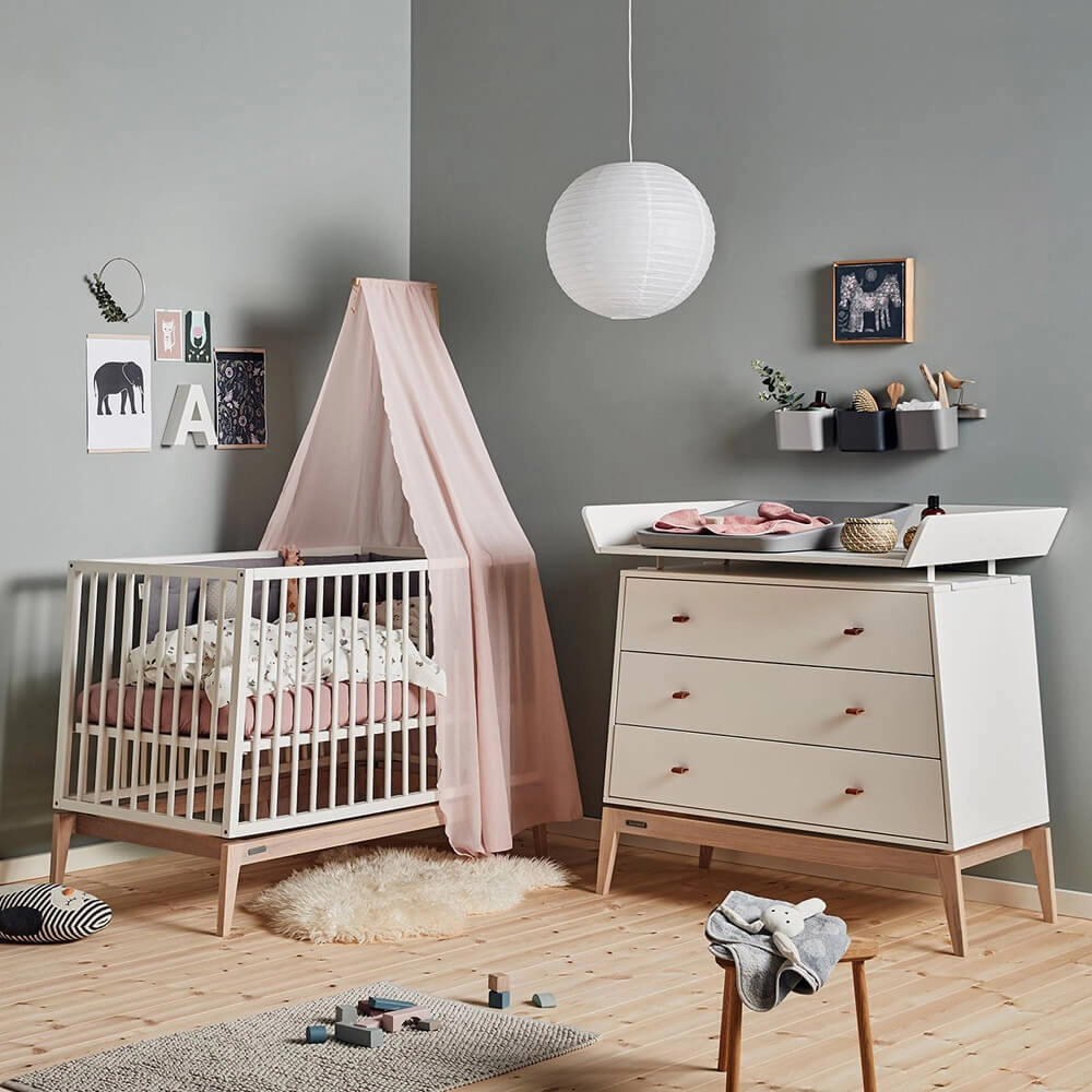 Leander Luna Dresser