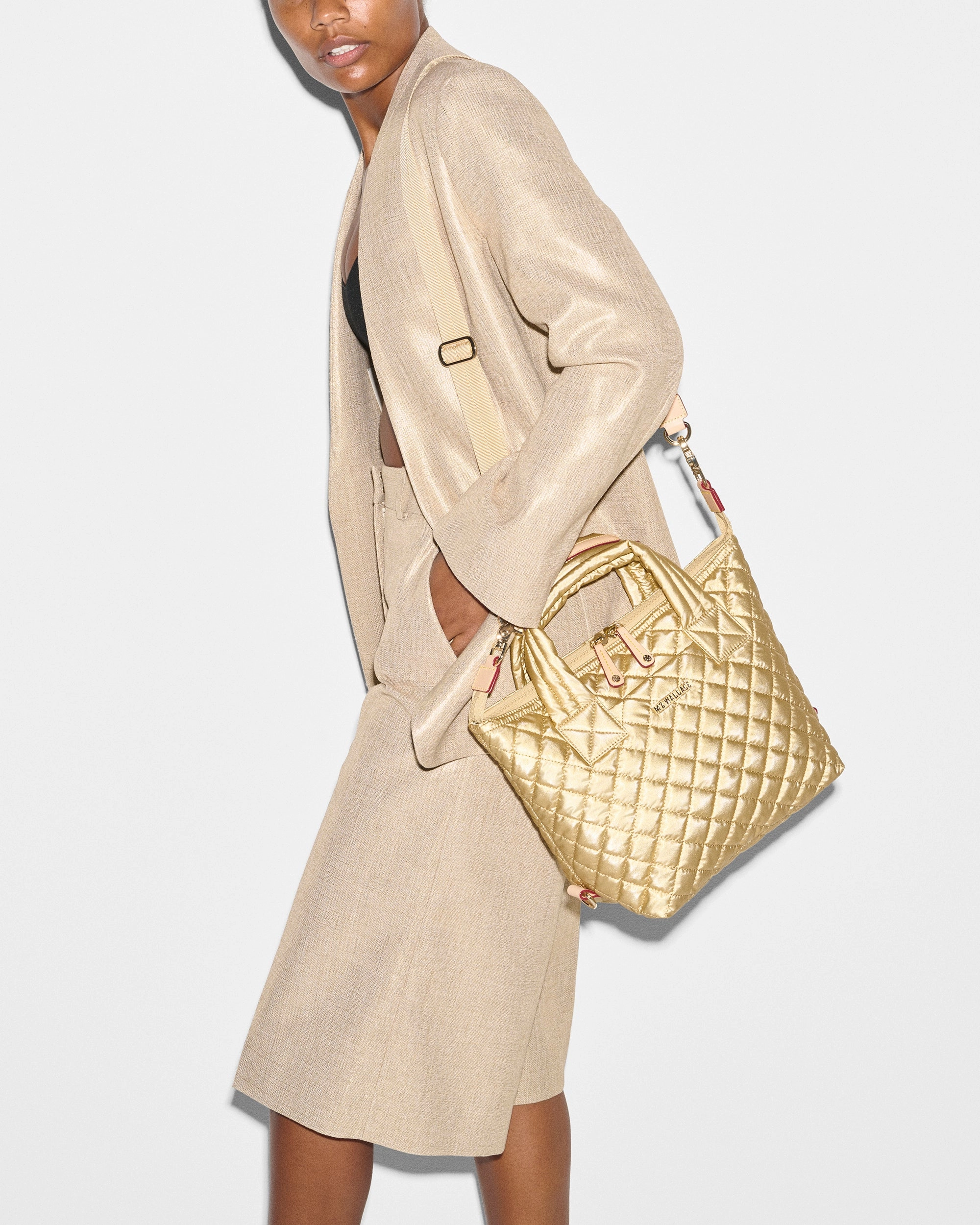Light Gold Pearl Metallic Small Sutton Deluxe