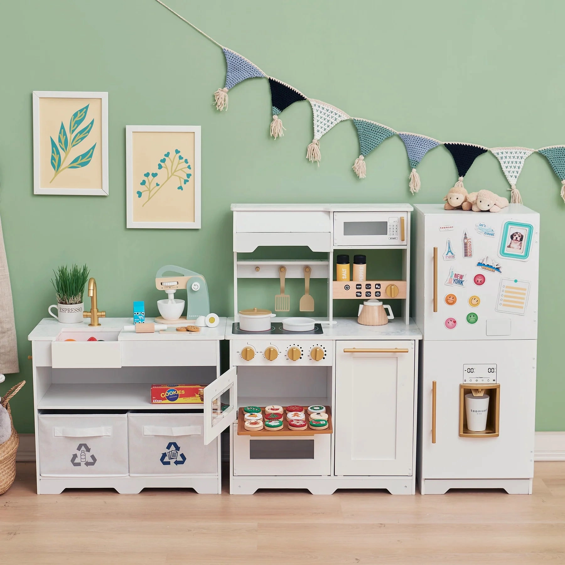 LITTLE CHEF ATLANTA LARGE MODULAR PLAY KITCHEN - WHITE/GOLD