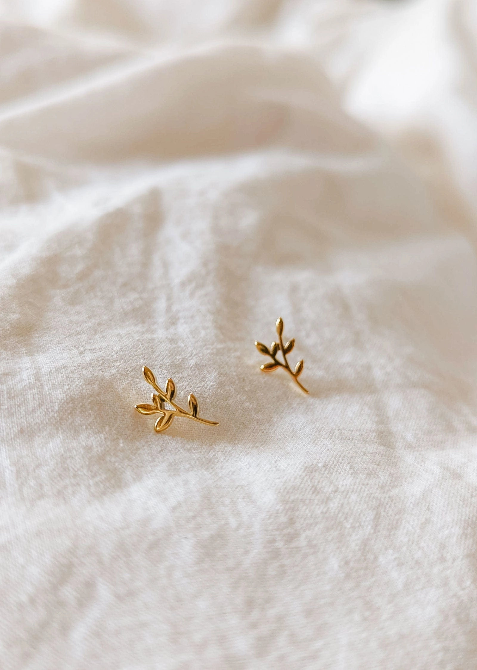 Olive branch - Gold plated earrings