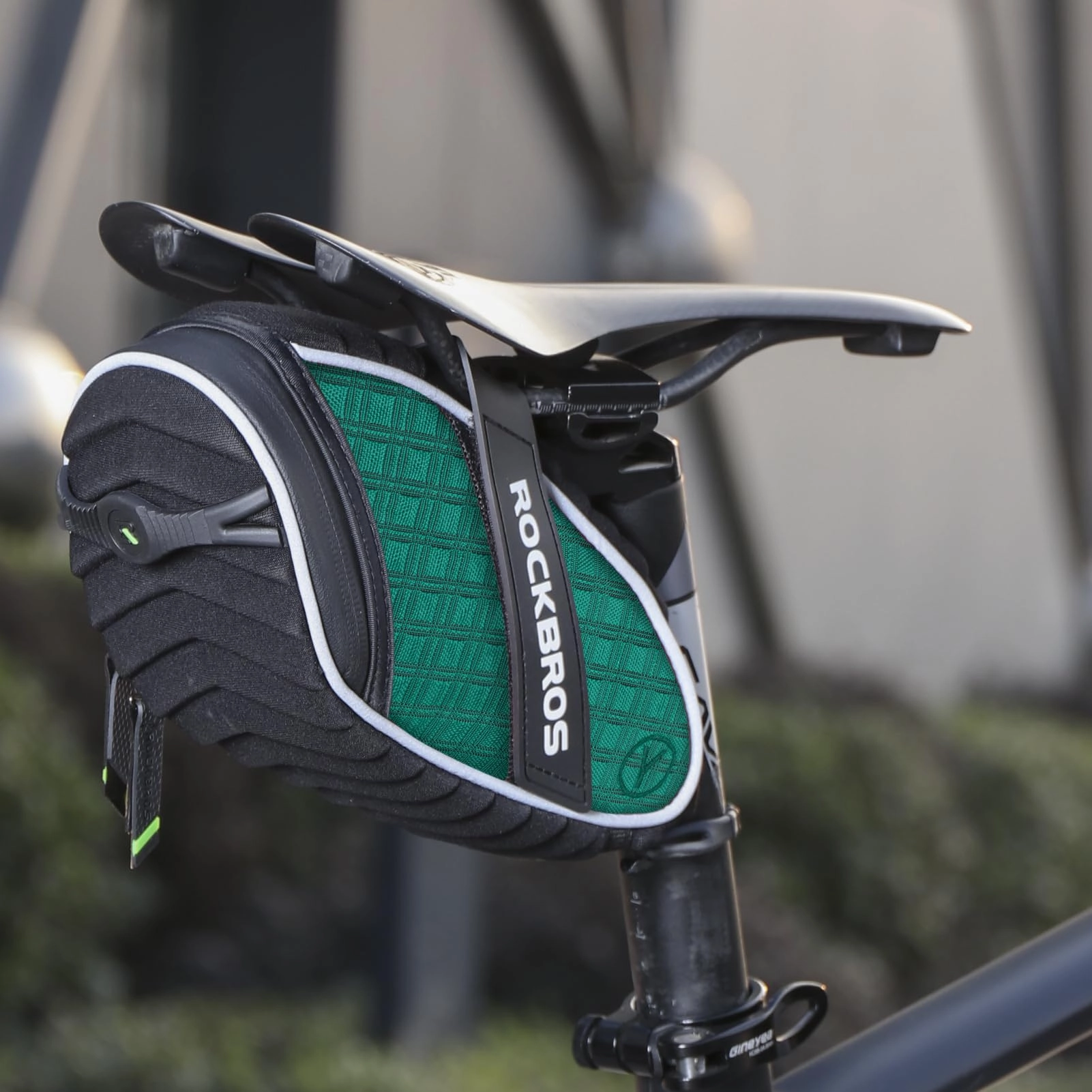 ROCKBROS  Bicycle Saddle Bag Under Seat 3D Shell Cycling Seat Pack